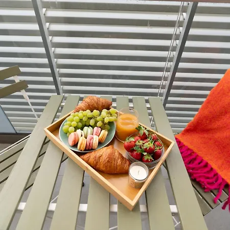 Soni Exclusive 286 Studio Plaza With Private Parking & Self Check-In-2